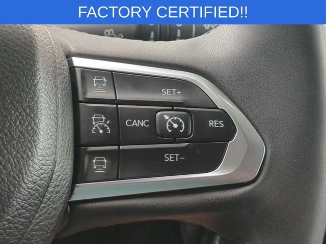 Used 2023 Silver Jeep Limited image 20