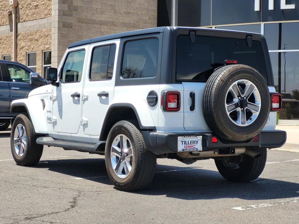 Used 2021 White Jeep Unlimited Sahara image 5