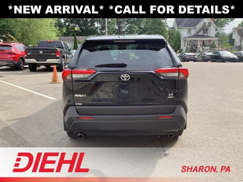 2024 Toyota RAV4 LE - Photo 6