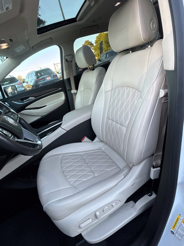 Used 2023 White Buick Avenir image 25