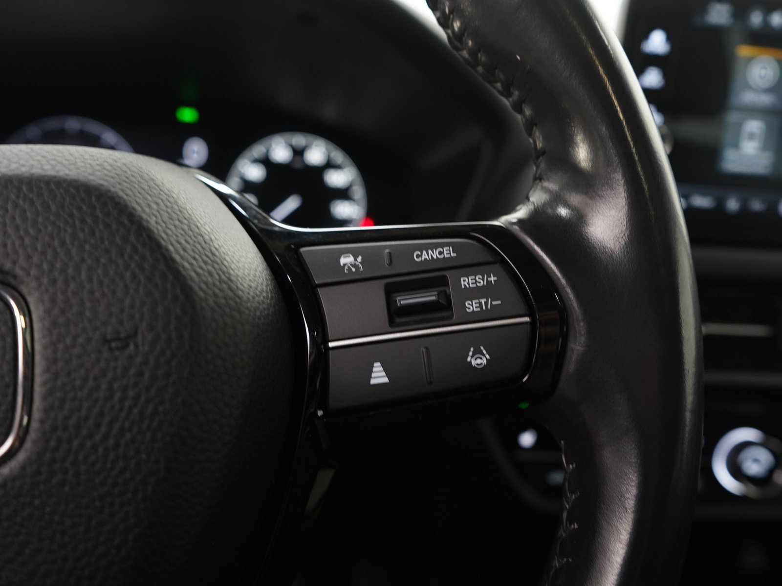 Used 2023 Black Honda EX-L image 26