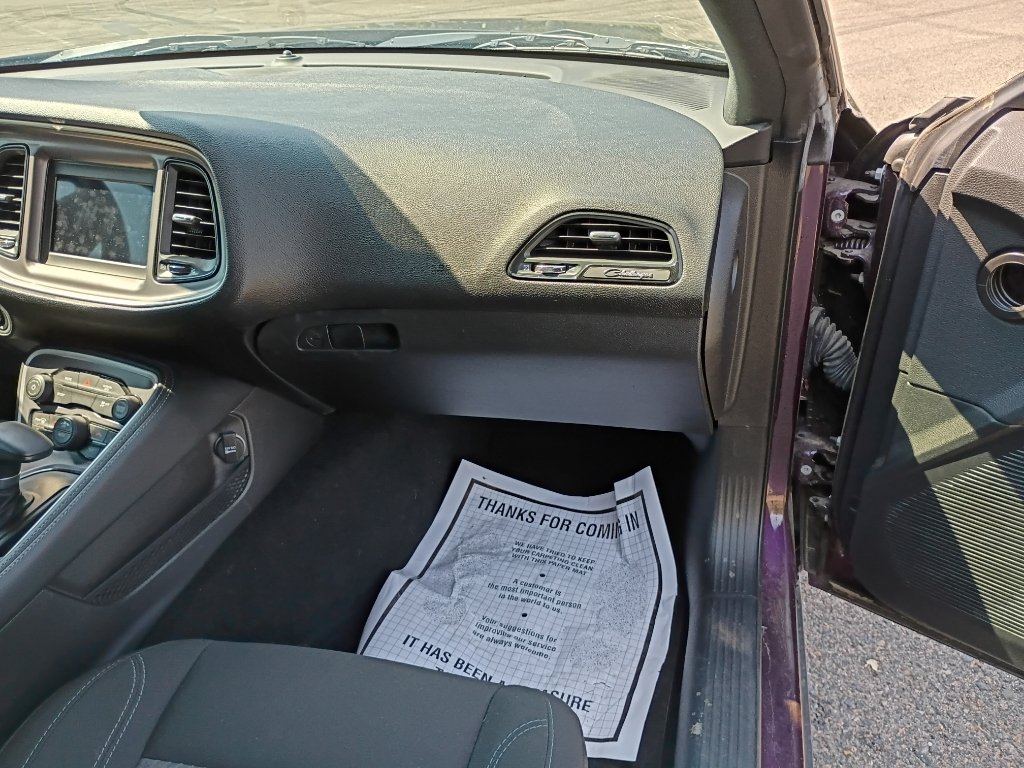 Used 2022 Hellraisin Dodge SXT image 12