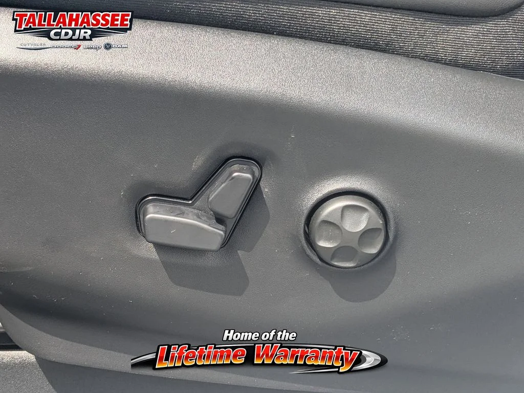 2026 Chrysler Pacifica Limited - Photo 25