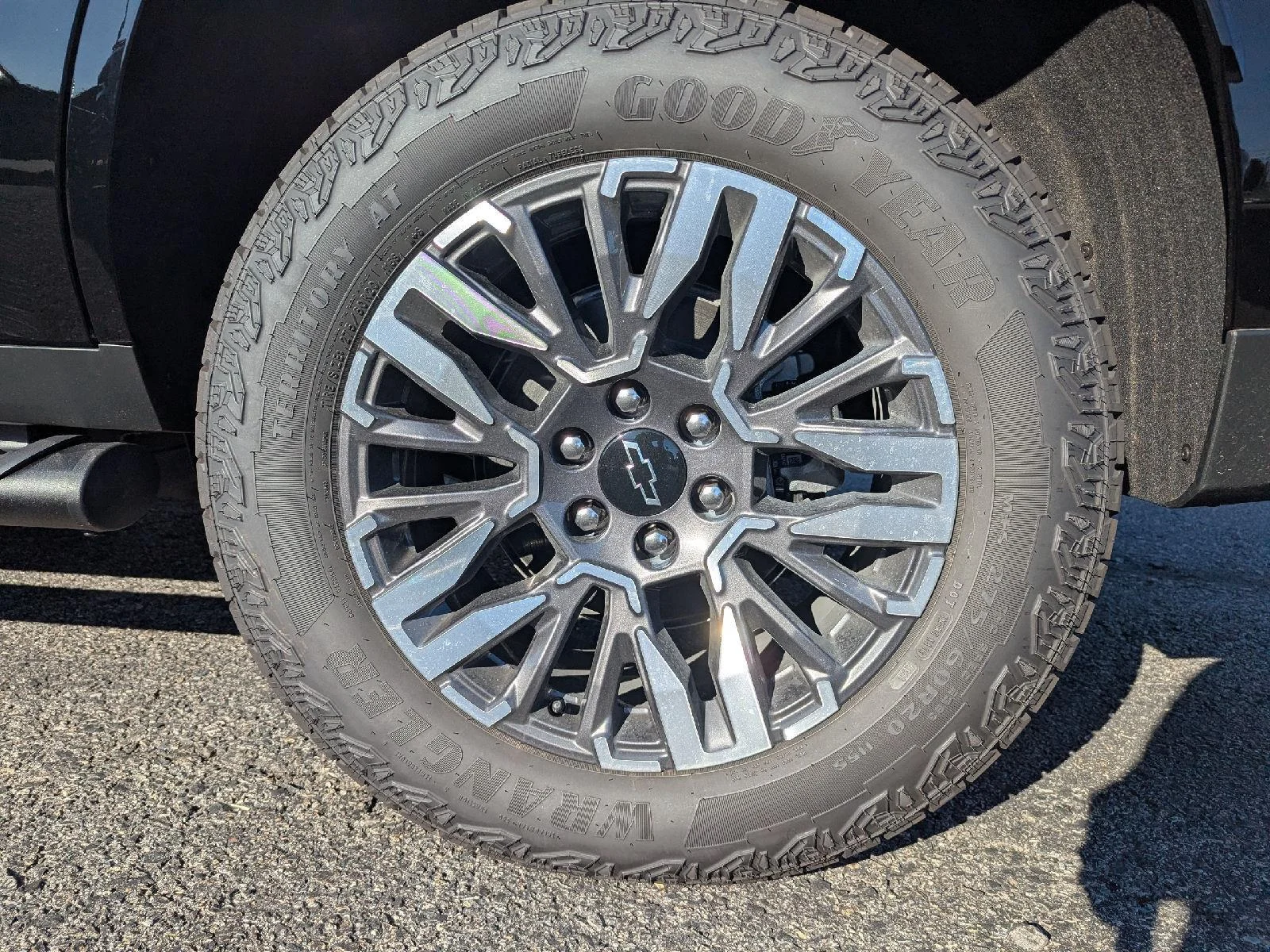 2026 Chevrolet Tahoe Z71 - Photo 34