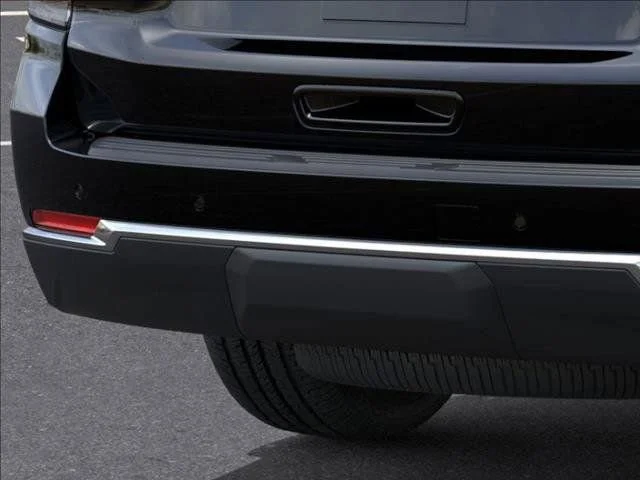 2026 Chevrolet Suburban LS - Photo 15