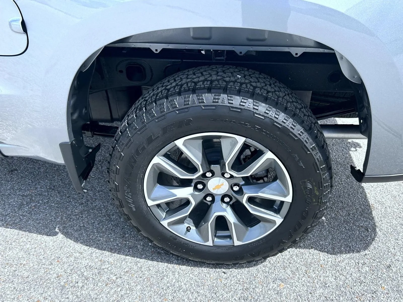 New 2026 Sterling Gray Metallic Chevrolet LT image 24