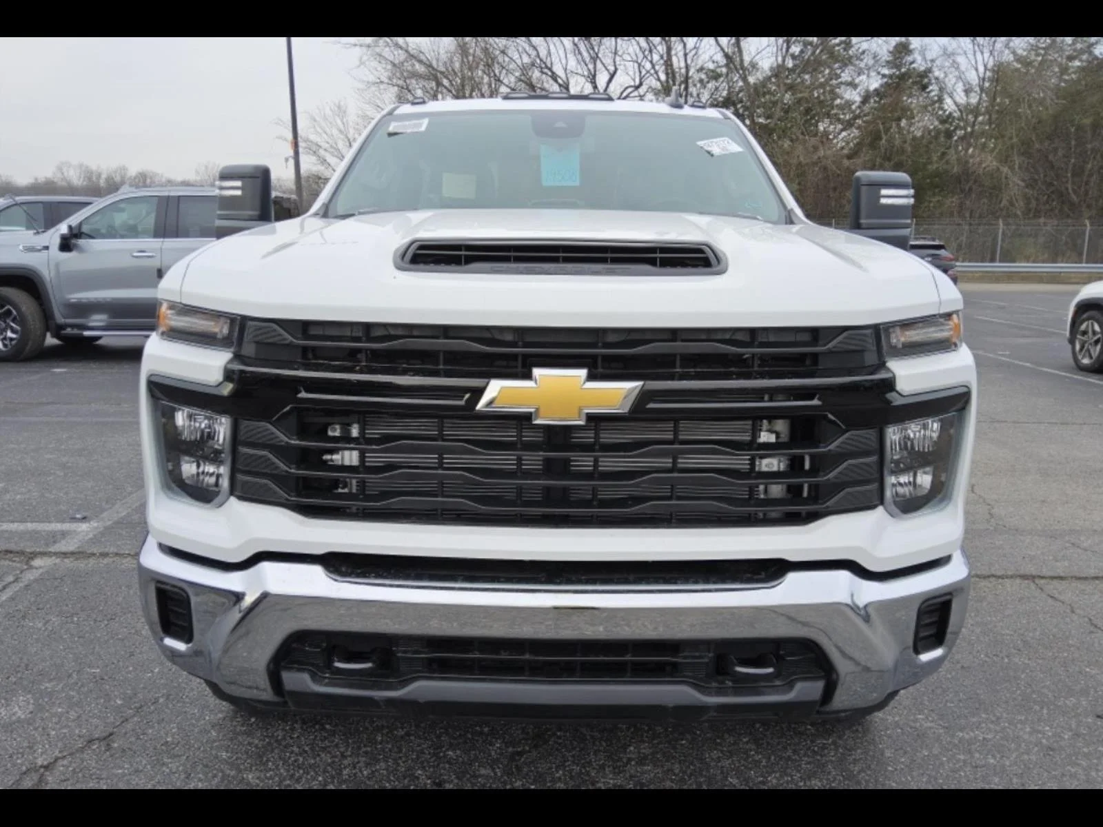 Used 2026 Summit White Chevrolet WT image 9