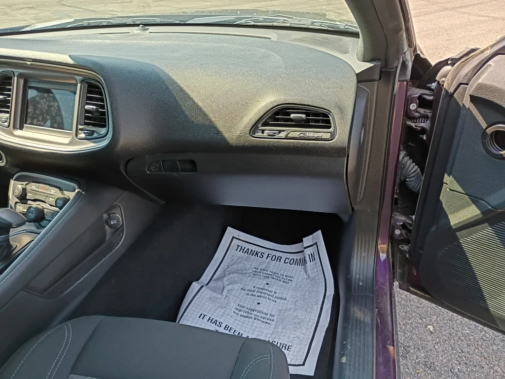 Used 2022 Hellraisin Dodge SXT image 12