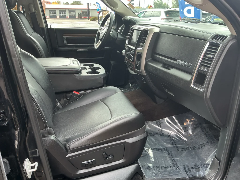 Used 2014 Black Clearcoat Ram Laramie image 18