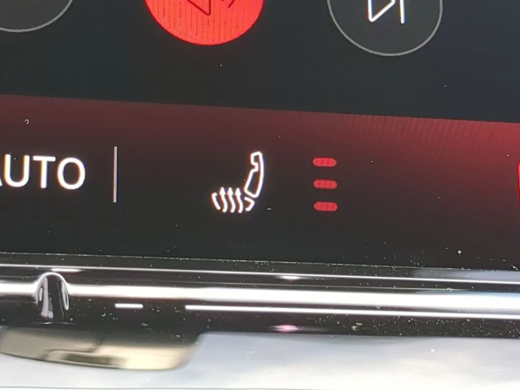 New 2026 White/off-white Volkswagen 2.0T SE R-Line Black image 25