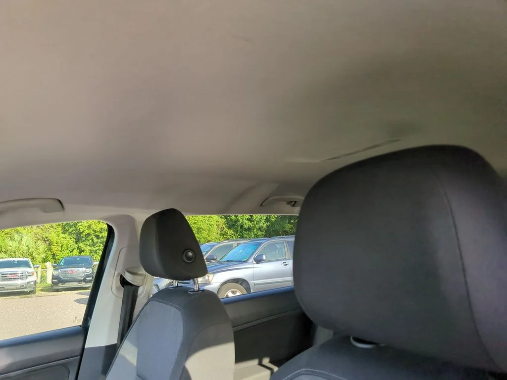 Used 2019 Green Volkswagen 2.0T S image 8