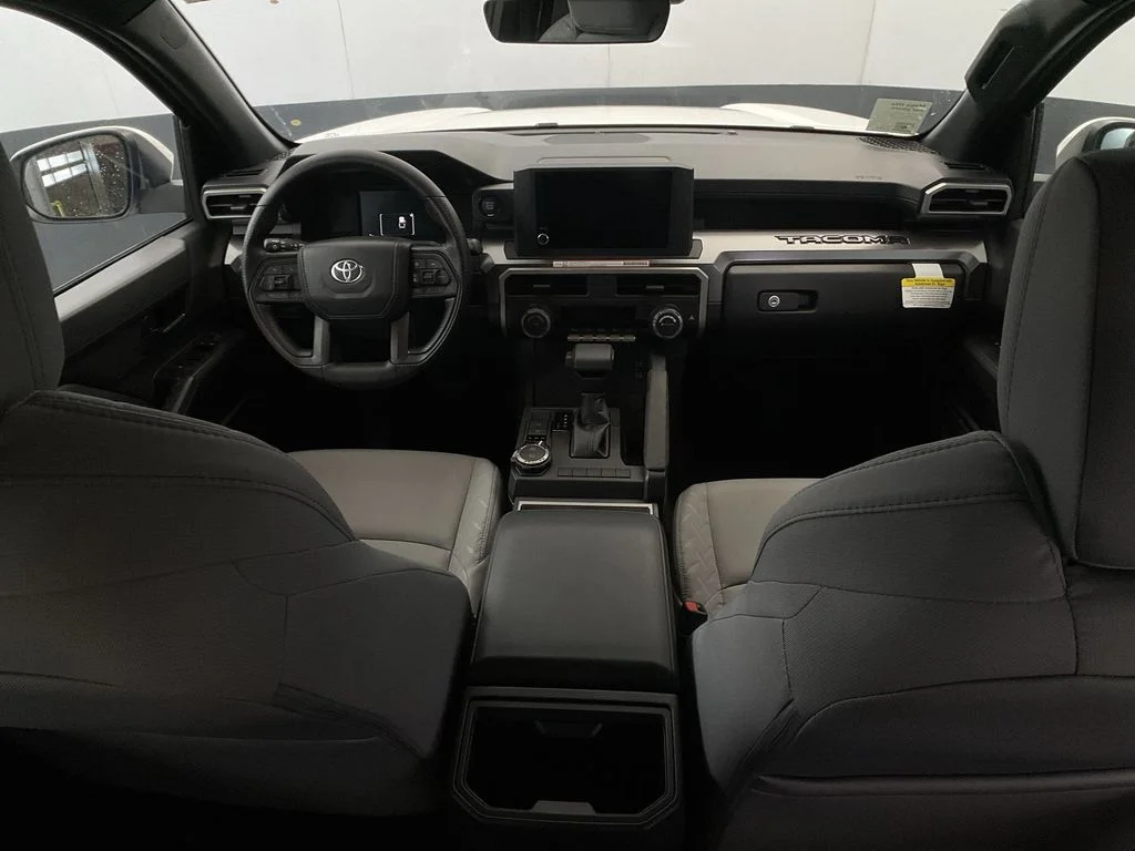 New 2026 Ice Cap Toyota SR5 image 28