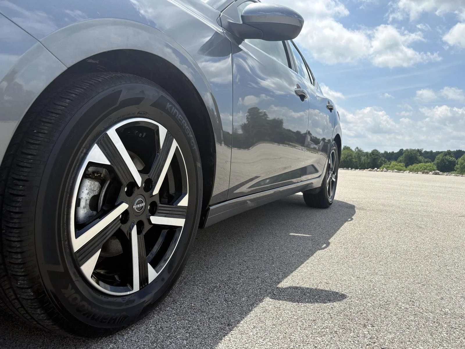 Used 2025 Atlantic Gray Metallic Nissan SV image 15