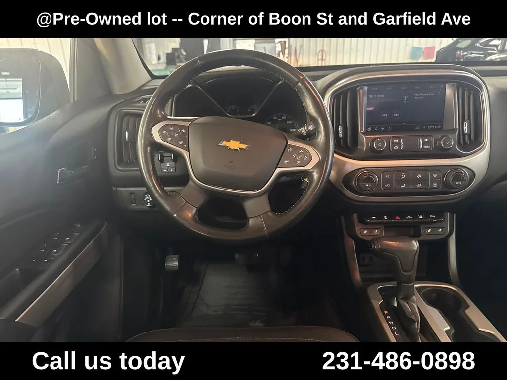 Used 2021 Gray Chevrolet LT image 17