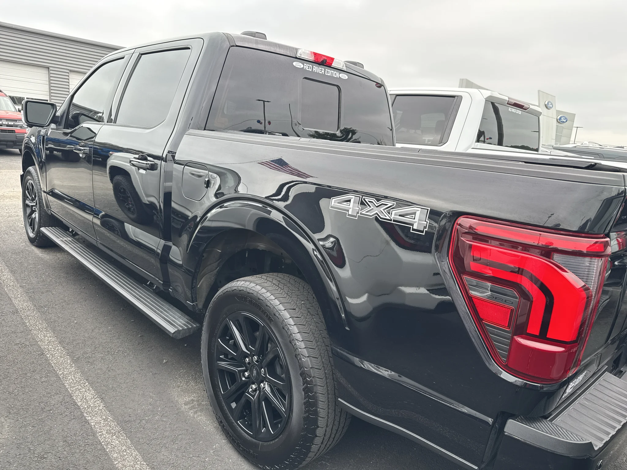 Used 2025 Agate Black Metallic Ford Platinum image 7