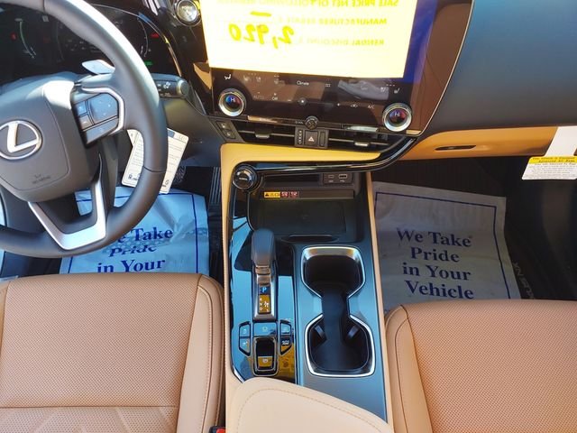 2026 Lexus NX 450h+ Luxury - Photo 11