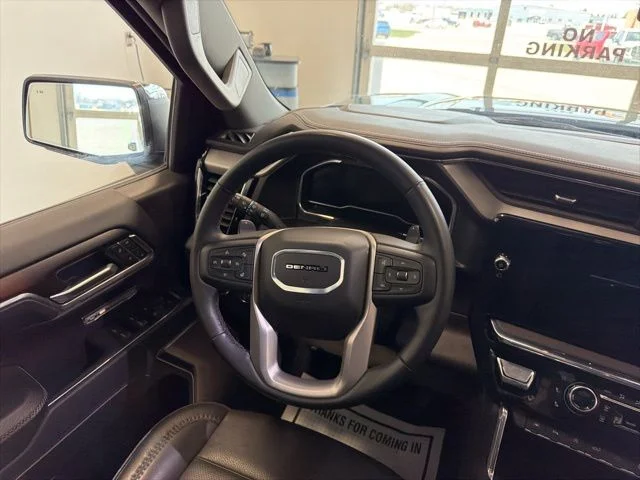 Used 2025 Blue GMC Denali image 32