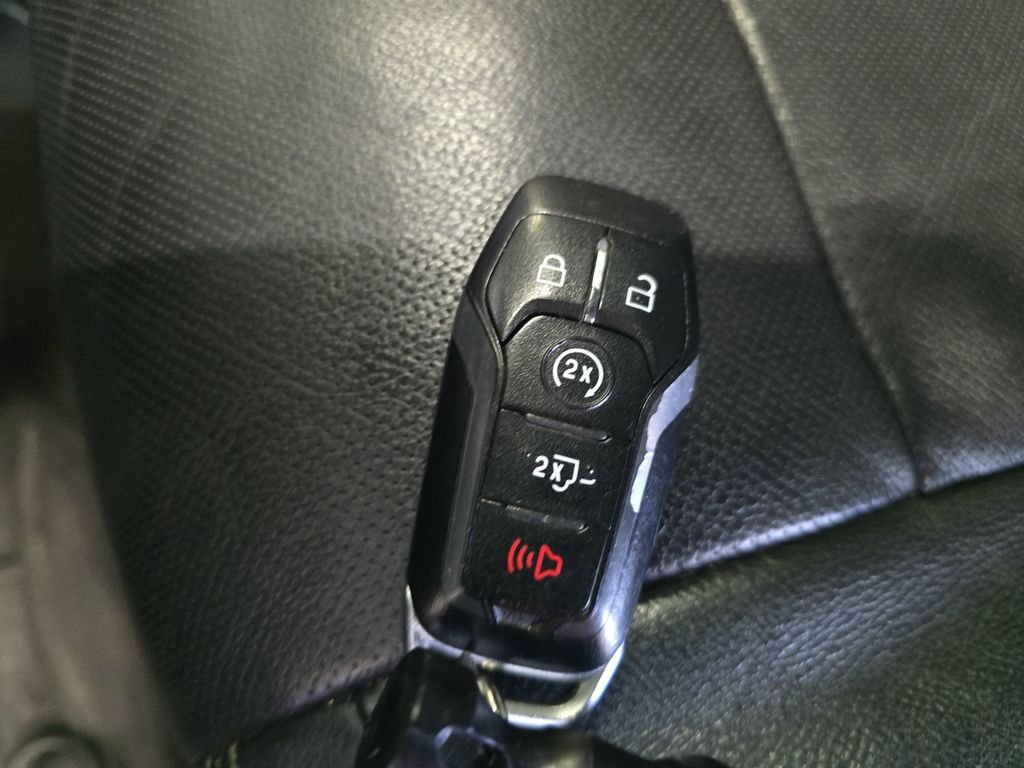 Used 2015 Red Ford Lariat image 38