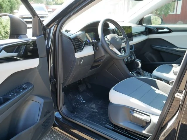 New 2026 Black Volkswagen 1.5T S image 7