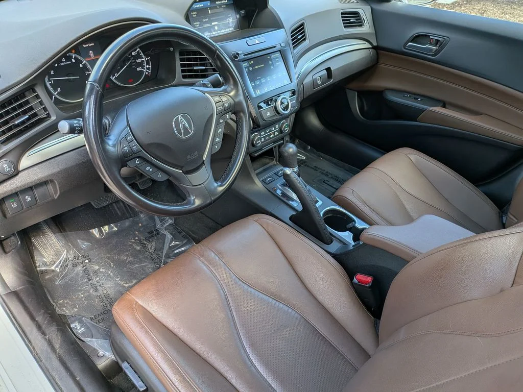 Used 2021  Acura Premium Package image 10