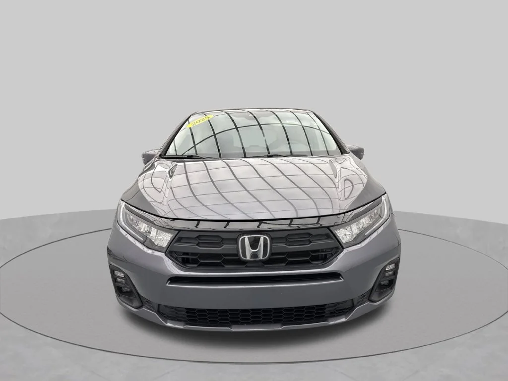 2025 Honda Odyssey EX-L Minivan 2025 Honda Odyssey EX-L Minivan Slide