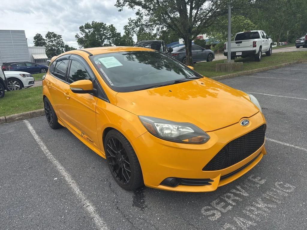 2014 Ford Focus 5 Door Hatch ST's photo