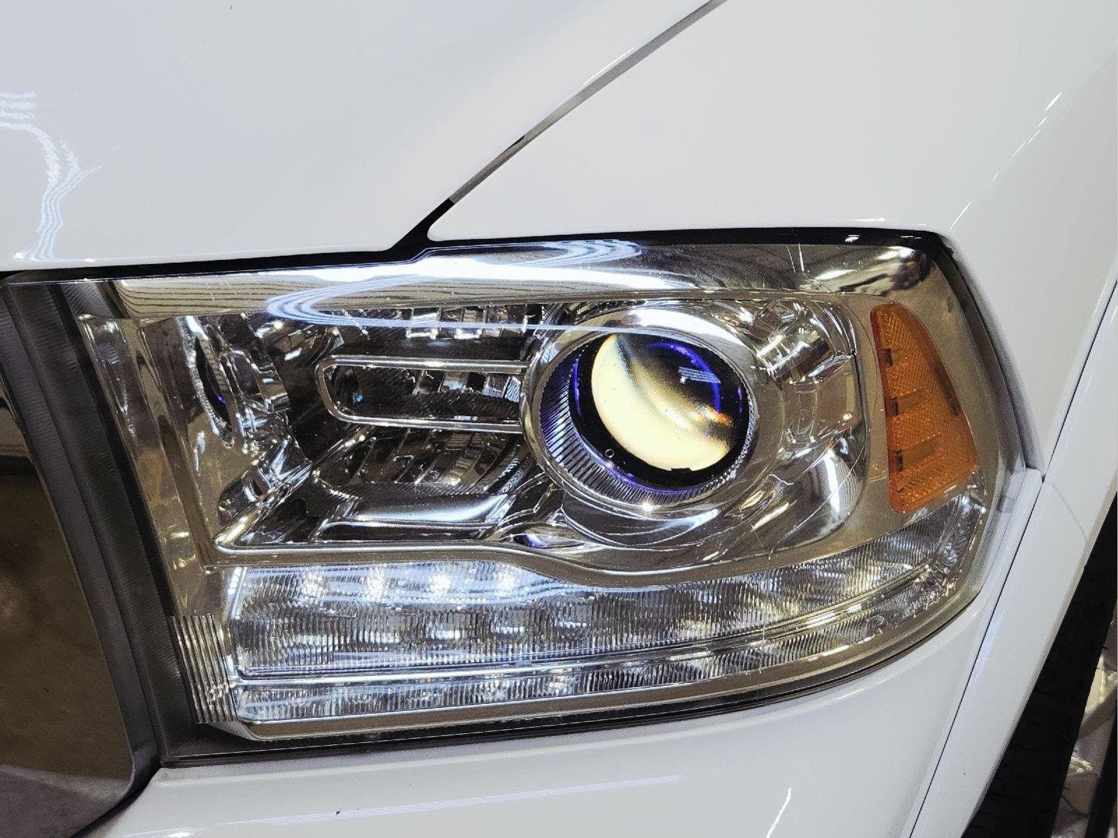 Used 2017 Bright White Clearcoat Ram Longhorn image 17