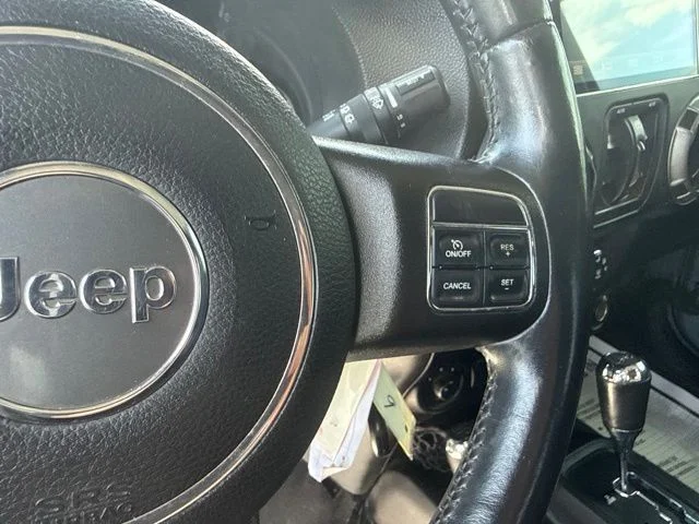 Used 2014 Gray Jeep Unlimited Sport image 14