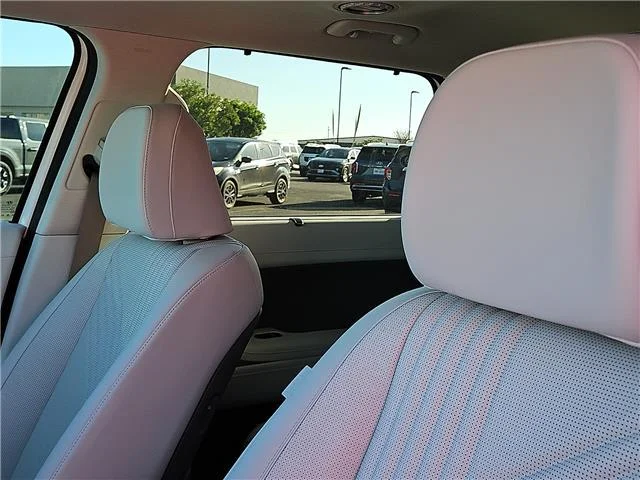 New 2026 Creamy White Pearl Hyundai SEL image 10