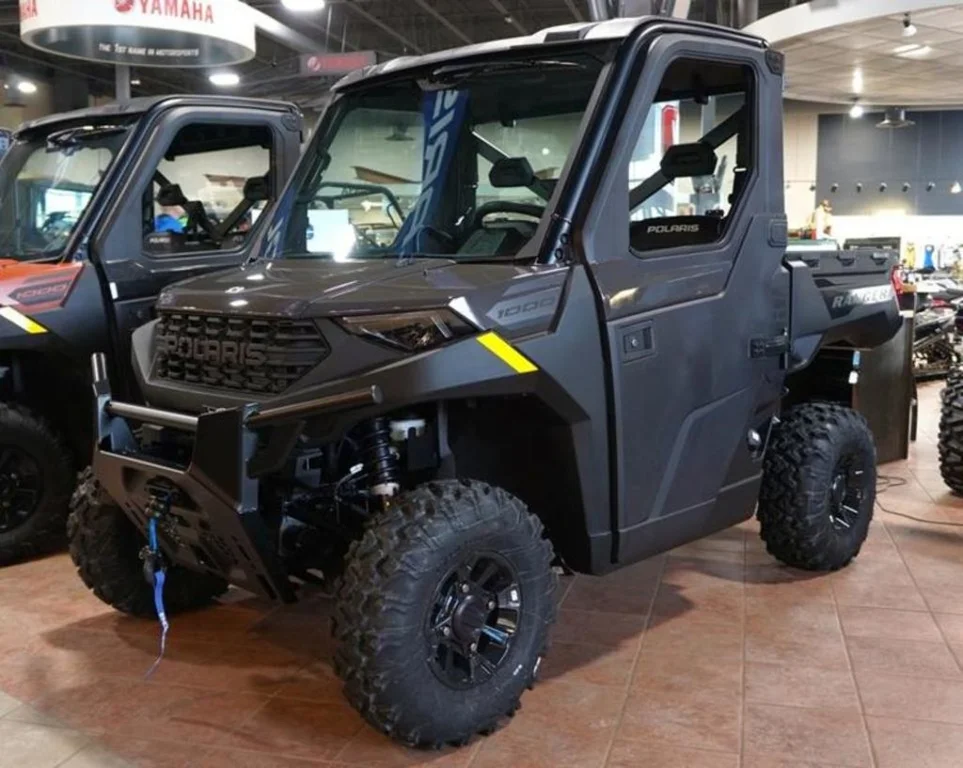 New 2026 GRANITE GRAY Polaris CAB image 3