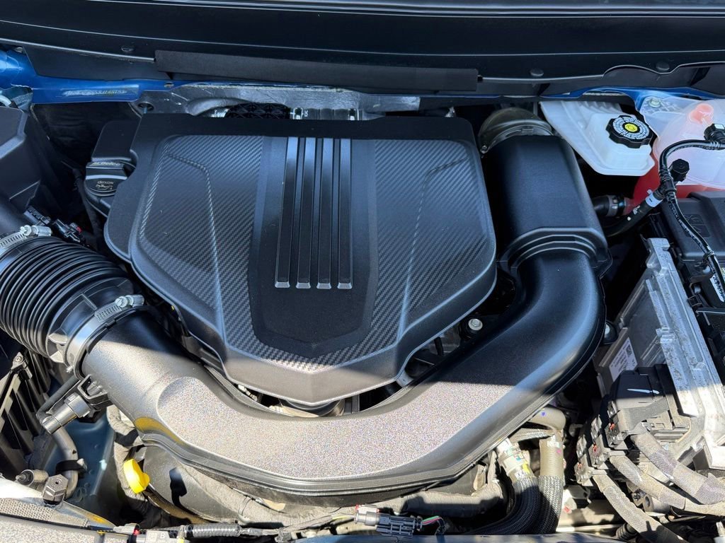 2025 Chevrolet Traverse LT - Photo 28