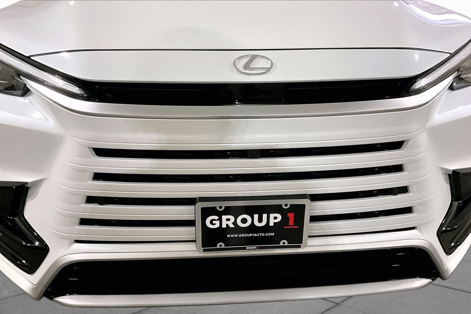 Used 2026 Wind Chill Pearl Lexus F SPORT Performance Premium image 30