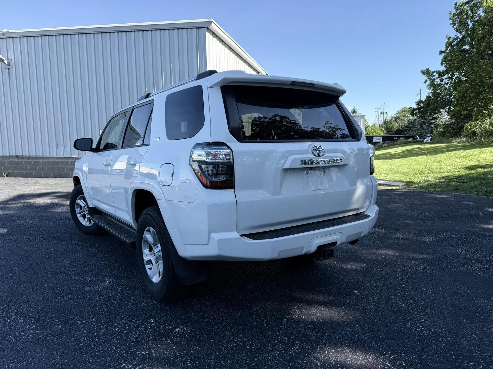 Used 2021 Super White Toyota SR5 Premium image 2