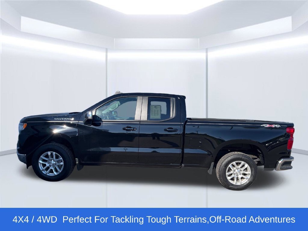 Used 2023 Chevrolet Silverado 1500 LT with VIN 1GCRDKEK5PZ238286 for sale in Northfield, Minnesota