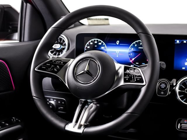 New 2026 MANUFAKTUR Patagonia Red Metallic Mercedes-Benz GLA 250 image 62