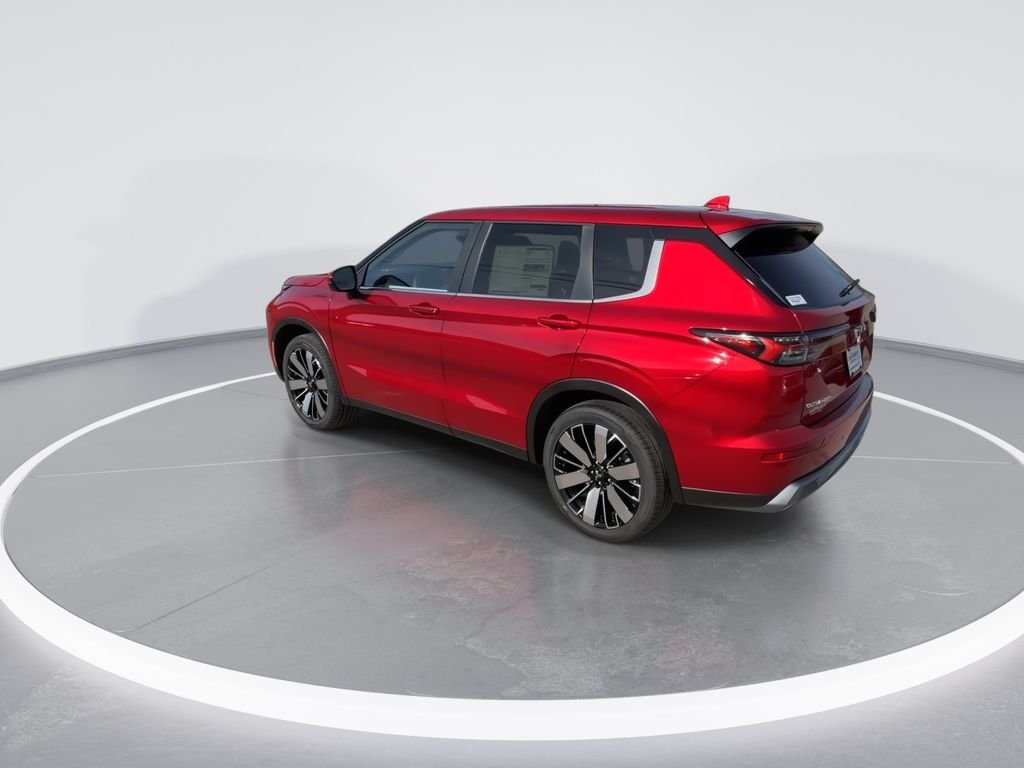 New 2026 Red Mitsubishi SE image 6