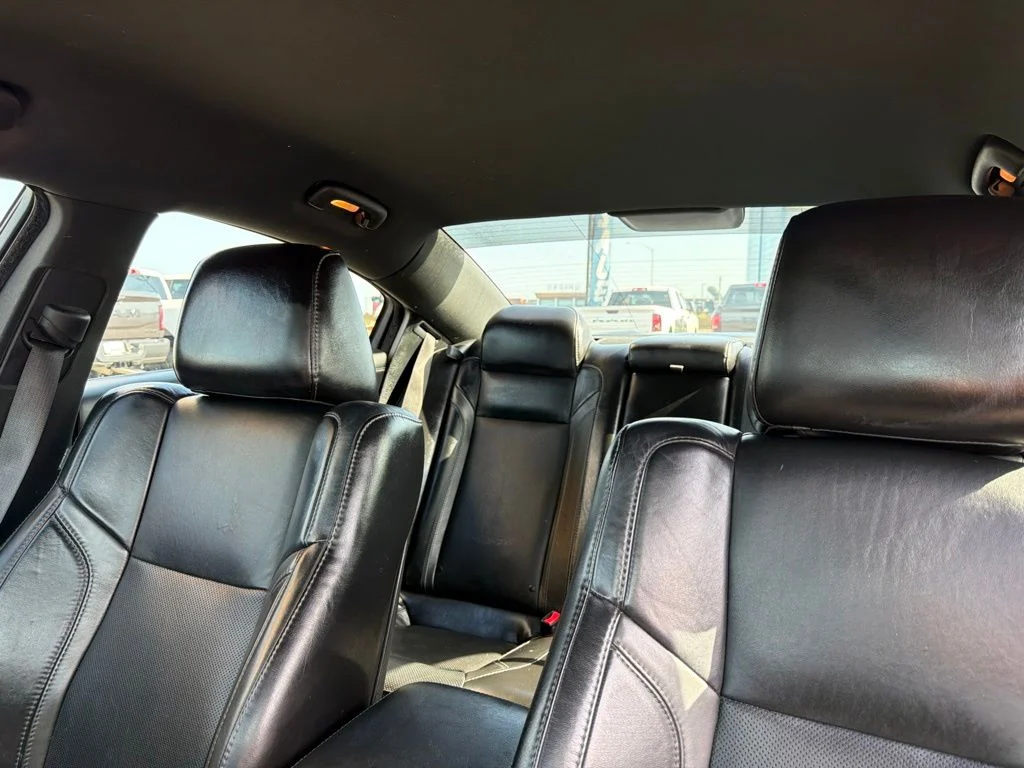 Used 2019 Indigo Blue Dodge SXT image 30