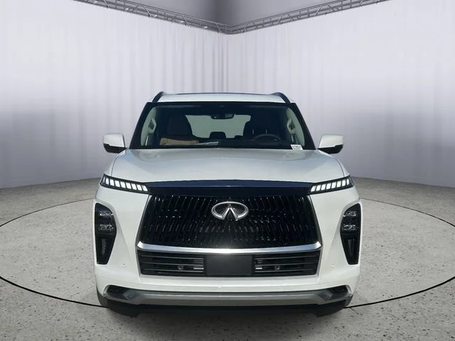 New 2027 RADIANT WHITE INFINITI Luxe 4WD image 4