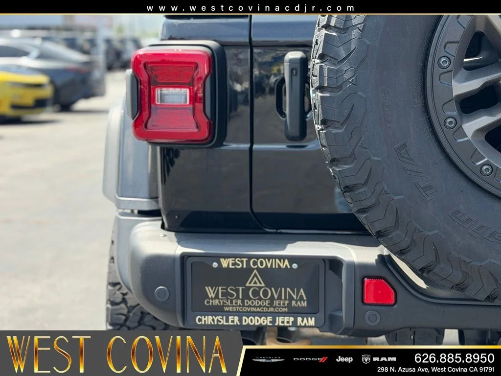 New 2024 Black Clear-Coat Exterior Paint Jeep Rubicon 392 image 17