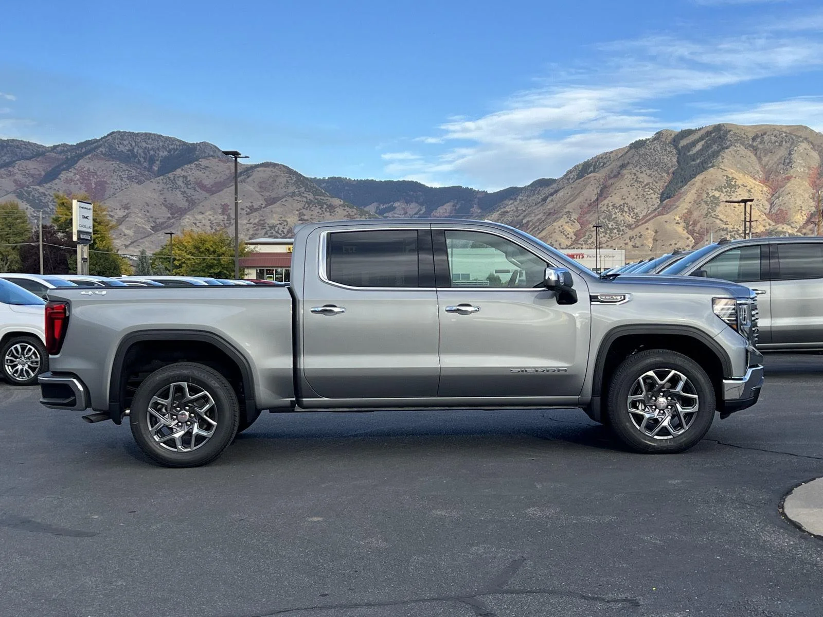 2026 GMC Sierra 1500 SLT - Photo 14