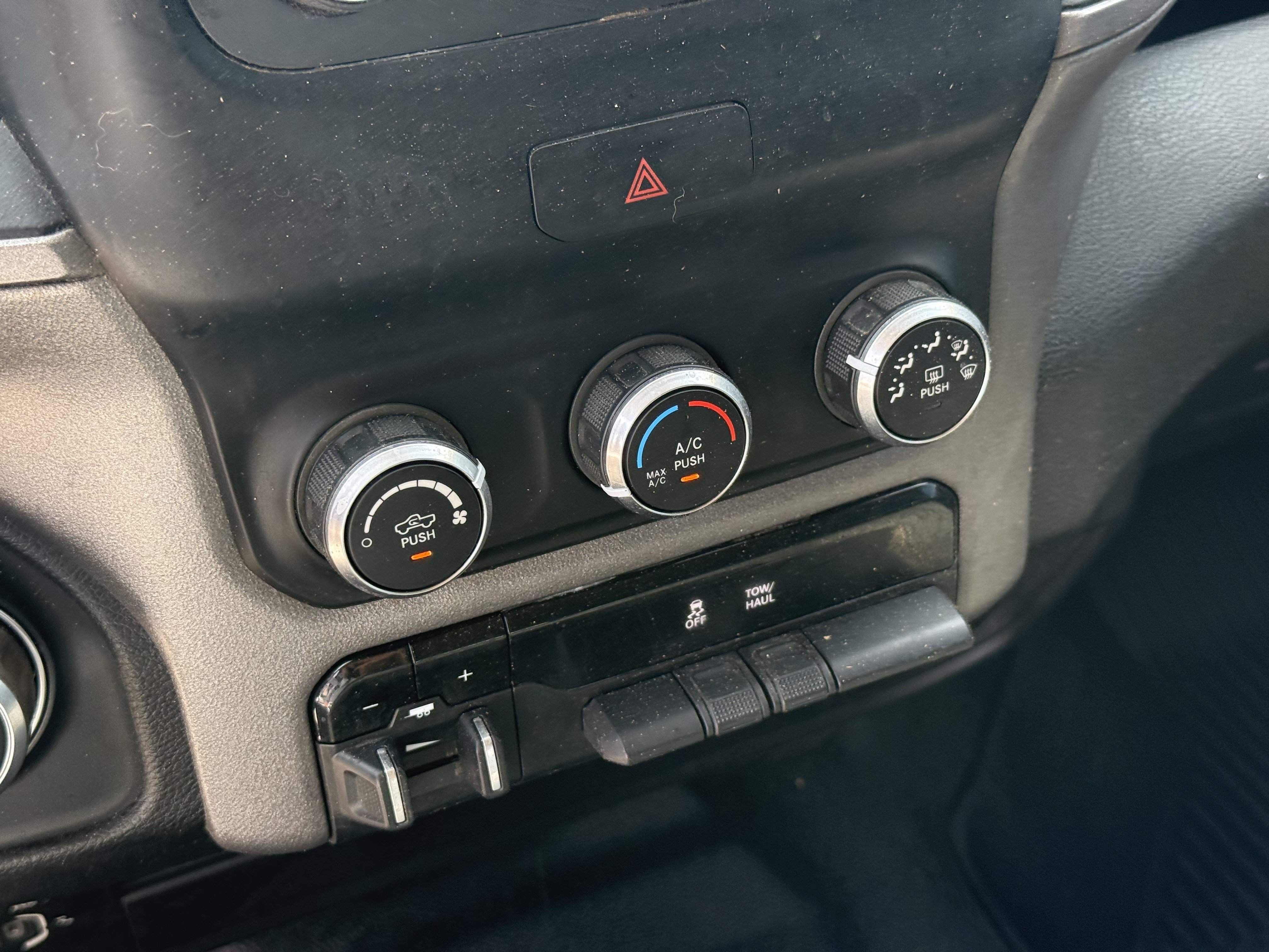 Used 2019 Billet Silver Metallic Clearcoat Ram Tradesman image 21