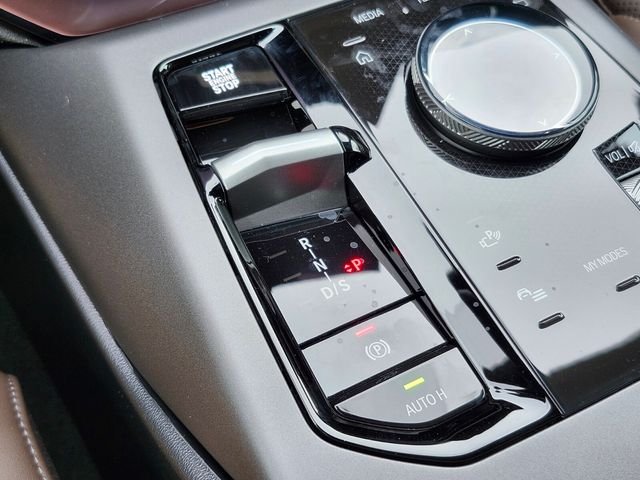 2026 BMW X3 30 - Photo 27