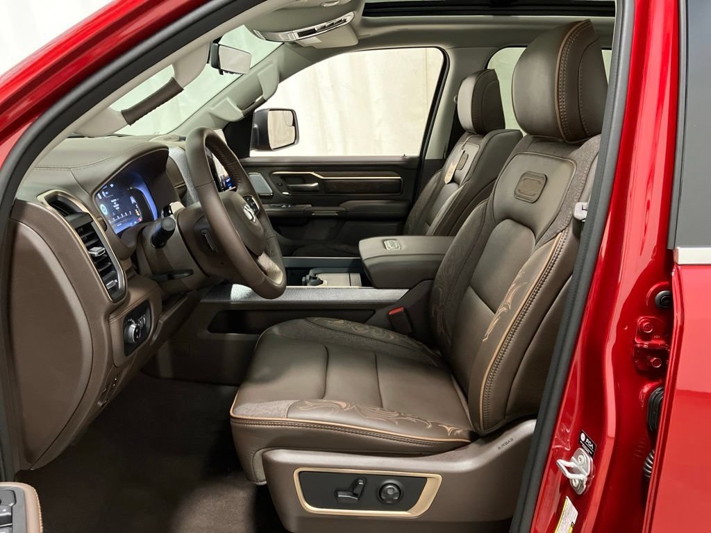New 2026 Molten Red Pearl-Coat Exterior Paint RAM Longhorn image 17
