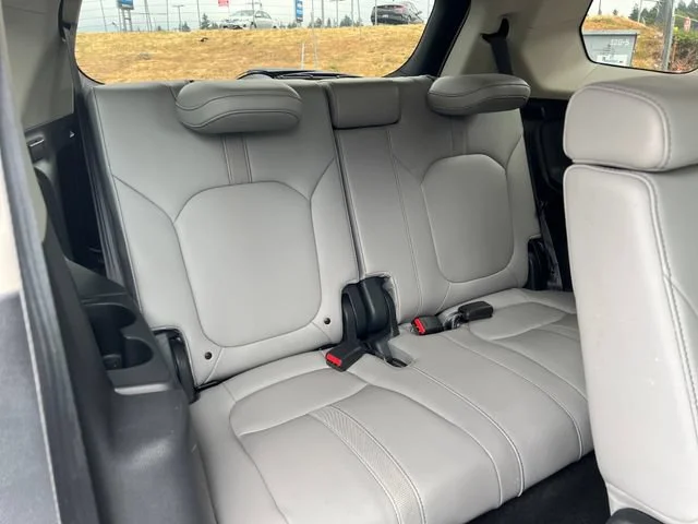 Used 2023 Platinum White Pearl Honda EX-L 8 Passenger image 12