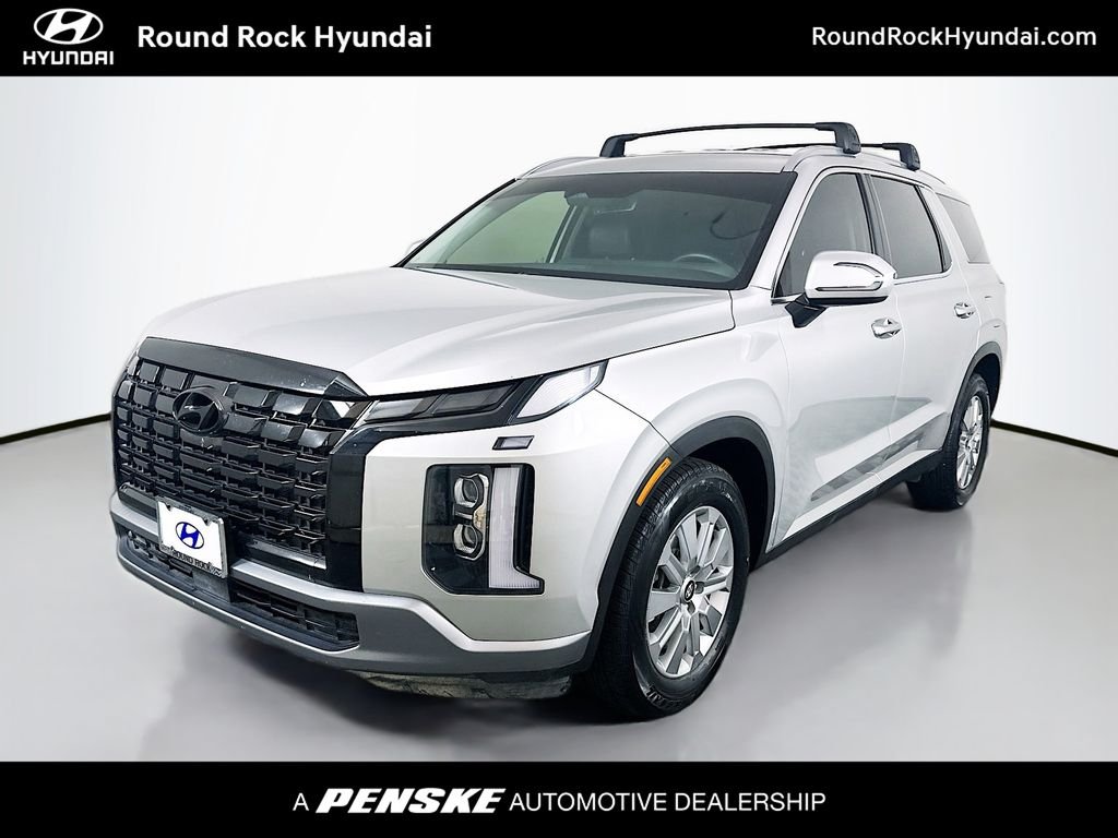 Used 2023 Silver Hyundai SEL image 1