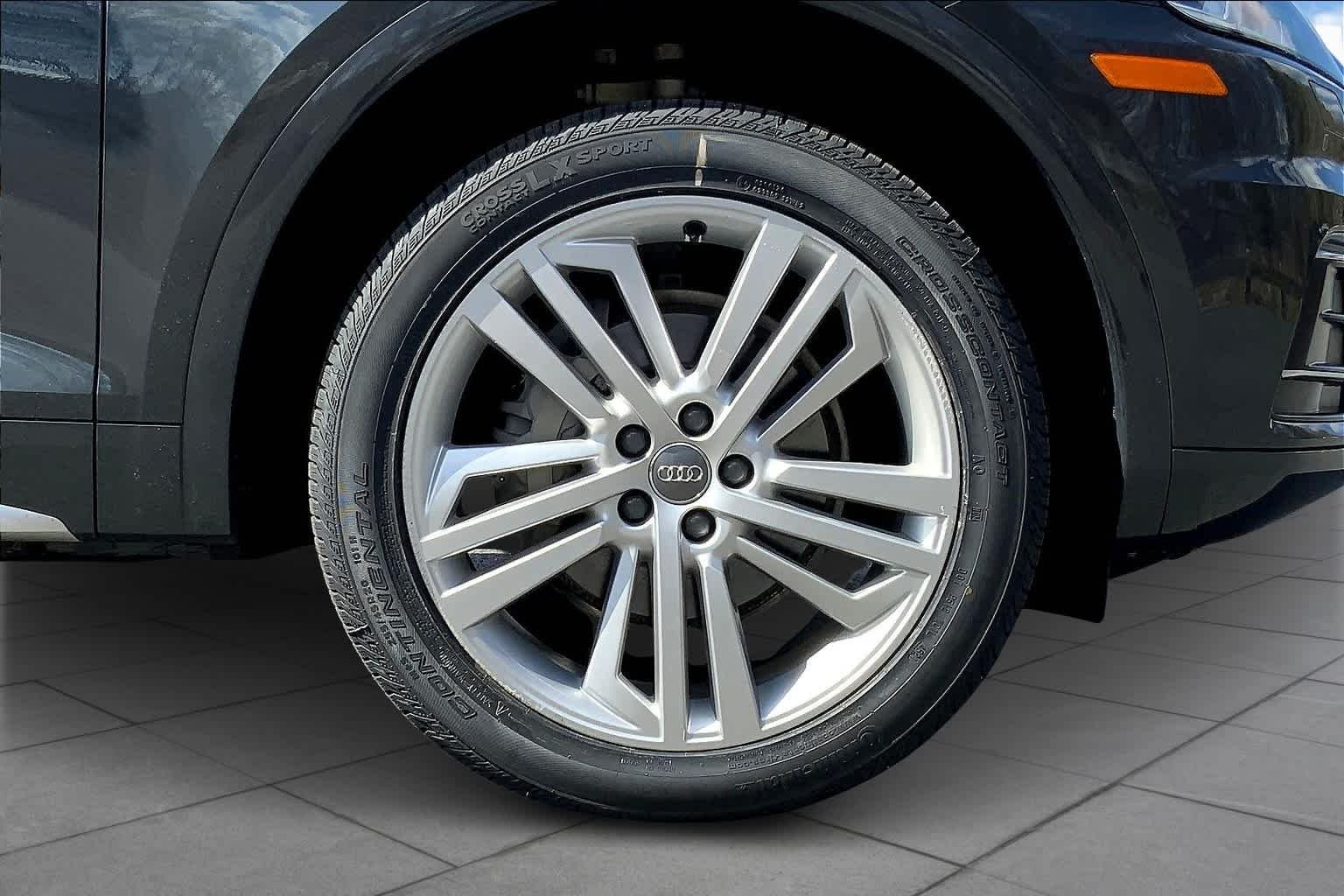Used 2018 Manhattan Gray Metallic Audi Tech Premium Plus image 11