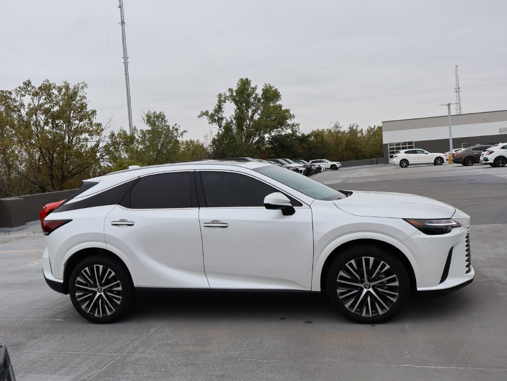 Used 2024 White Pearl Lexus 350 Premium Plus image 9