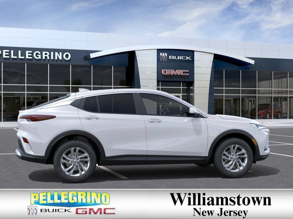 New 2026 Summit White Buick Preferred image 5