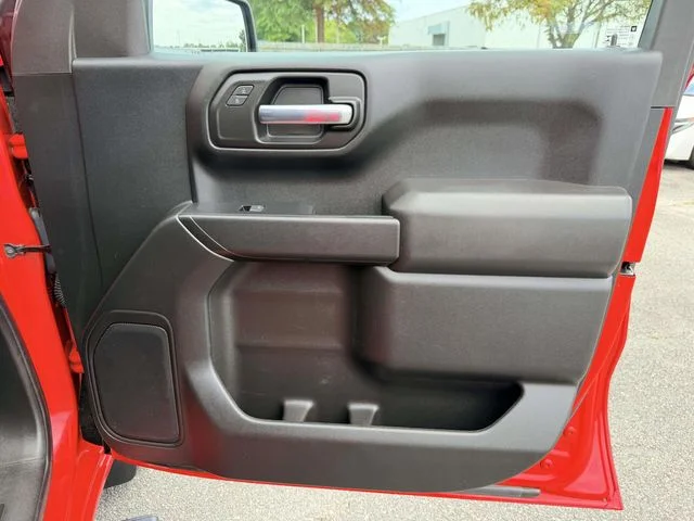 2023 Chevrolet Silverado 1500 Custom - Photo 8