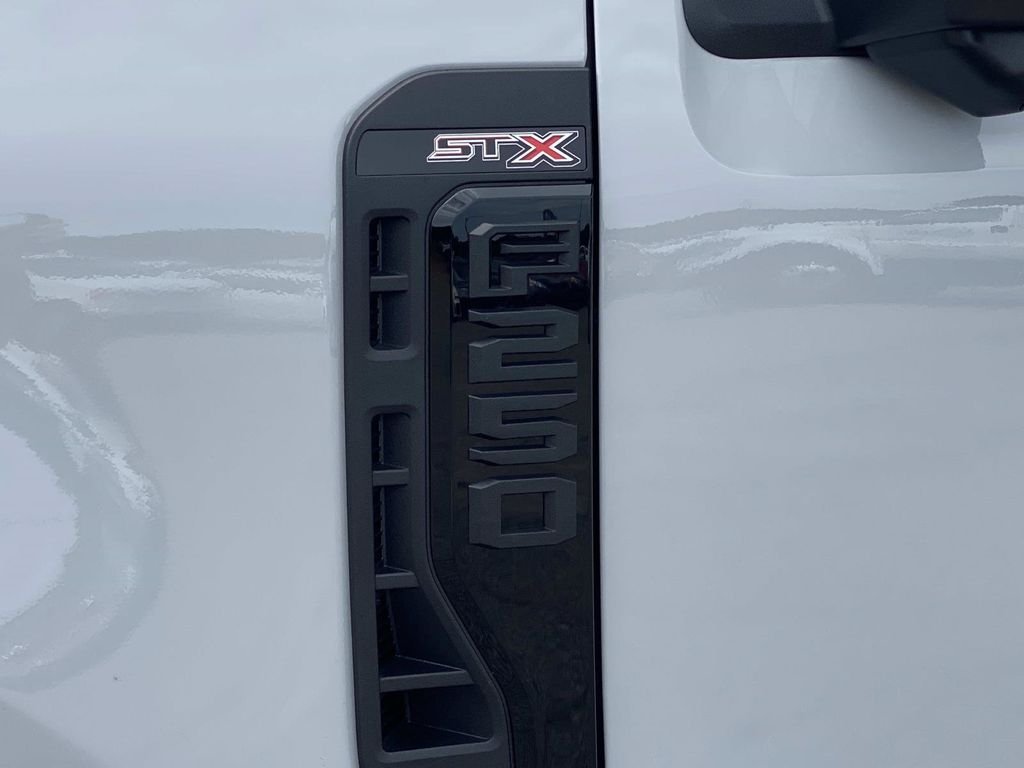 2026 Ford F-250 Super Duty XL - Photo 8